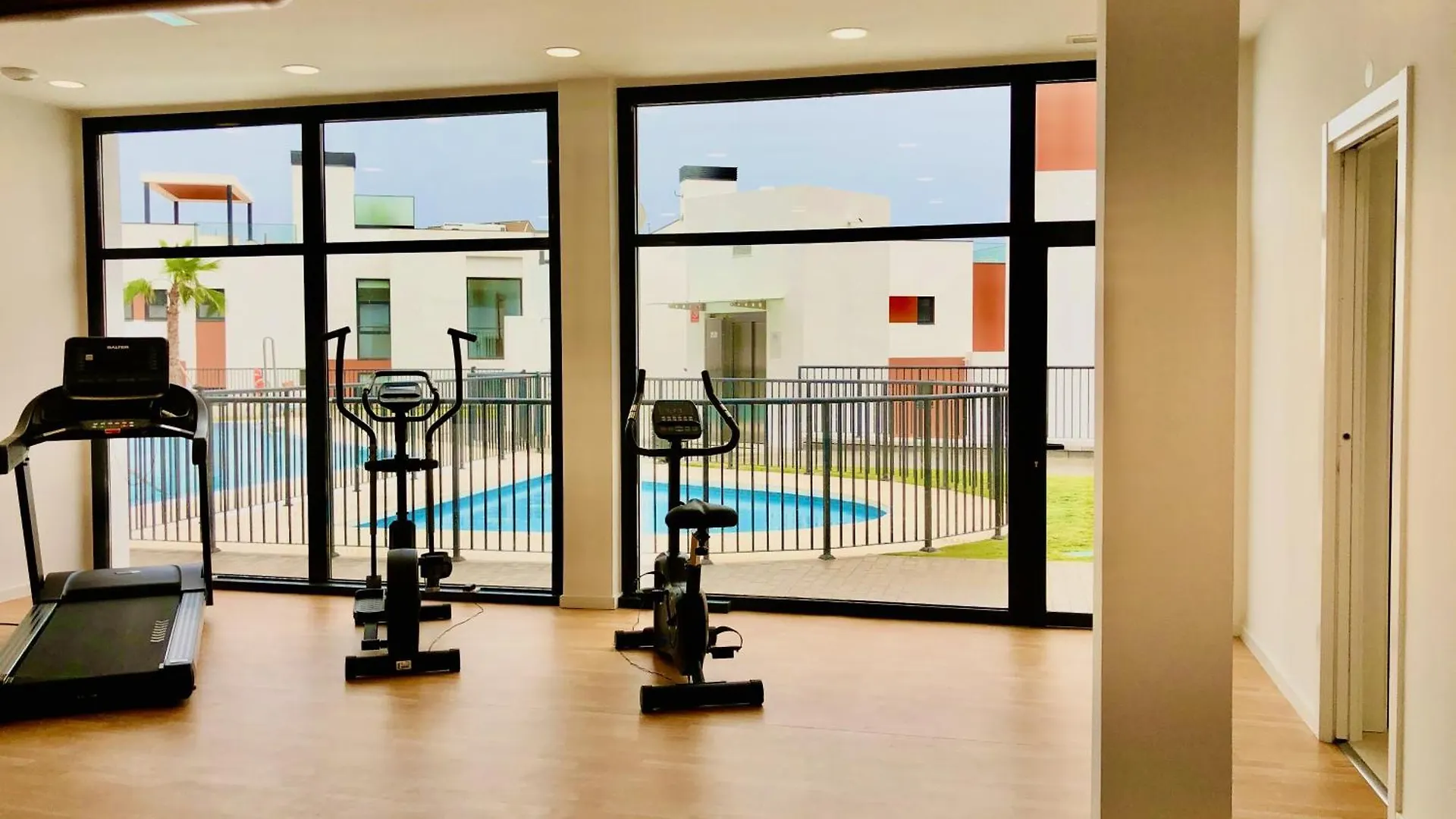 Upscale 3 Bedroom Apartment 300M From The Beach Fuengirola Espanha