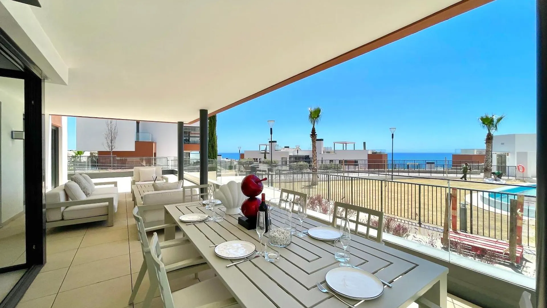 Upscale 3 Bedroom Apartment 300M From The Beach 丰希罗拉 西班牙